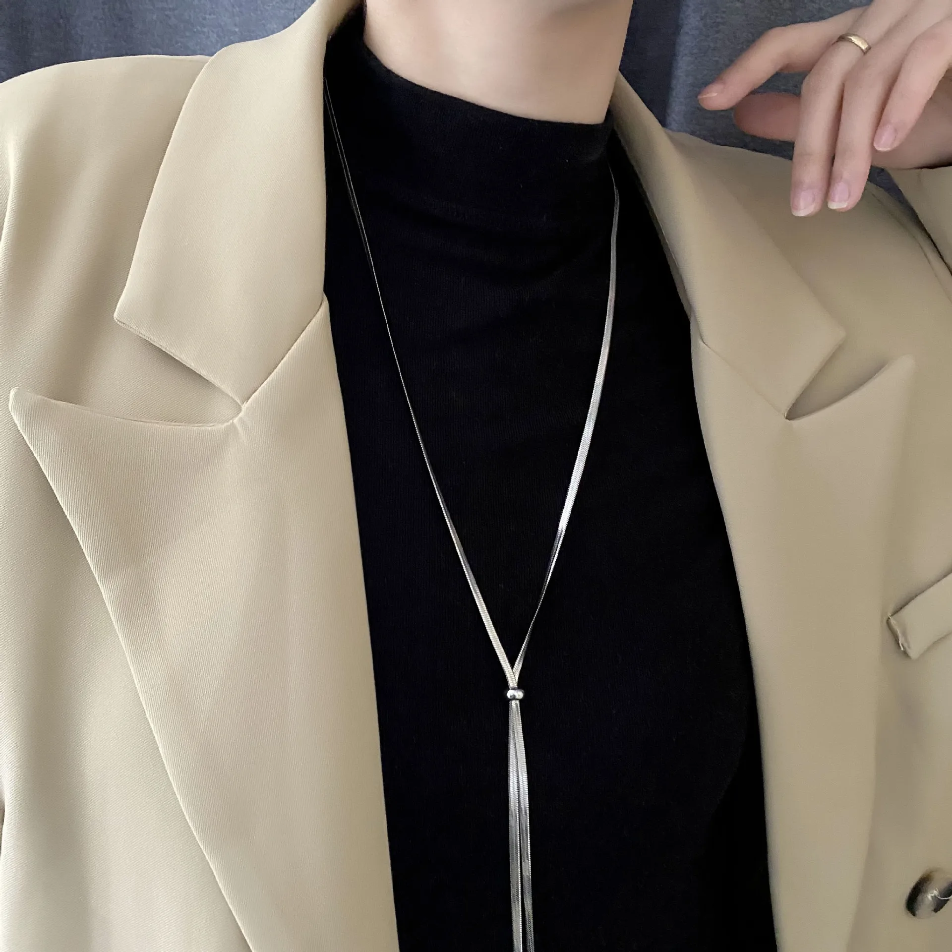 Snake Sweater Necklace 5