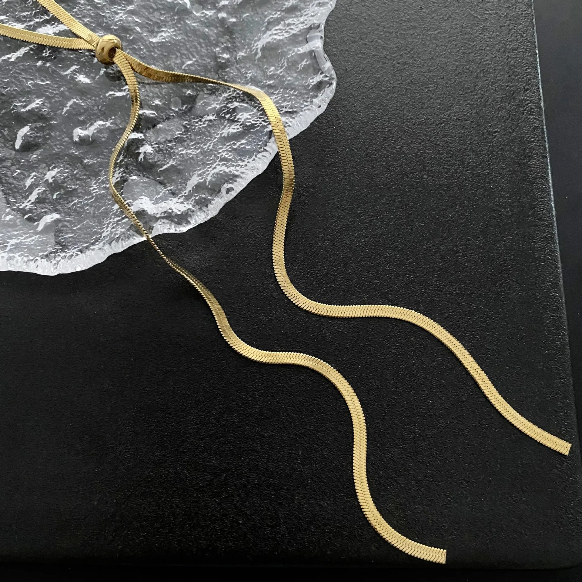 Snake Sweater Necklace 3